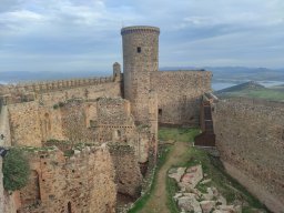 Castillo de La Puebla de Alcocer: guía completa de la visita y mejores vistas de La Serena