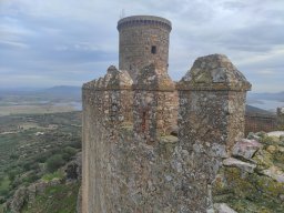 Castillo de La Puebla de Alcocer: guía completa de la visita y mejores vistas de La Serena
